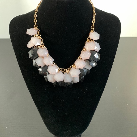 Grey and black statement necklace - Picture 2 of 9